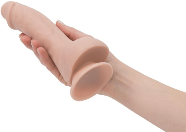 Изогнутый фаллоимитатор на присоске ADDICTION — BRAD 7,5″ Dildo With Balls, Beige